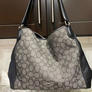 Coach Shoulder bag in Black